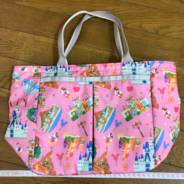 Lesportsac レスポートサック レスポ ディズニー イッツアスモールワールドの通販 By Tomo S Shop レスポートサックならラクマ