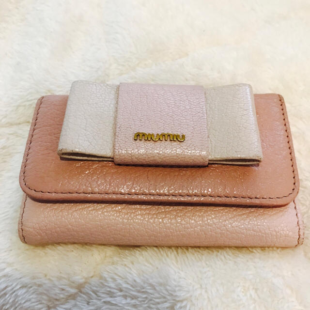 miumiu マドラス キーケース リボン