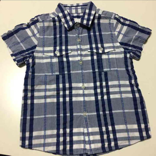 BURBERRY(バーバリー)のBURBERRY children 美品 104㎝ チェック 半袖シャツ キッズ/ベビー/マタニティのキッズ服男の子用(90cm~)(その他)の商品写真