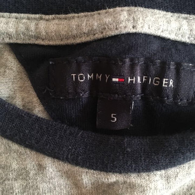 TOMMY HILFIGER(トミーヒルフィガー)のTommy Hilfiger ロンT 100、110、2枚セット キッズ/ベビー/マタニティのキッズ服男の子用(90cm~)(その他)の商品写真