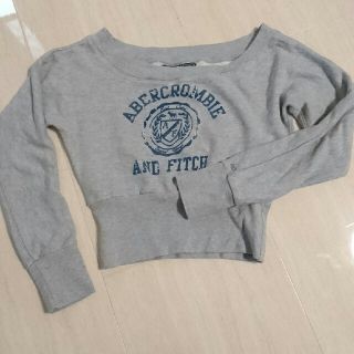 アバクロンビーアンドフィッチ(Abercrombie&Fitch)のアバクロ☆トレーナーSサイズ(トレーナー/スウェット)