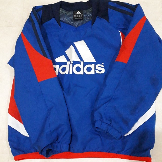 adidas(アディダス)のアディダス　120 キッズ/ベビー/マタニティのキッズ服男の子用(90cm~)(ジャケット/上着)の商品写真