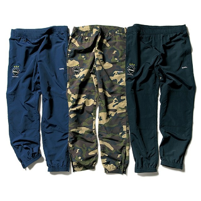 F.C.R.B.(エフシーアールビー)の即完売品！FCRB  NYLON EASY LONG PANTS  メンズのパンツ(その他)の商品写真