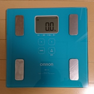 オムロン(OMRON)のオムロン体重計 (HBF-214)ブルー(体重計/体脂肪計)