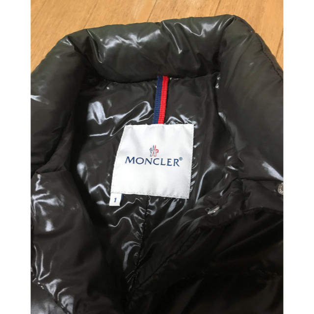 MONCLER(モンクレール)のモンクレール★ダウンベスト★サイズ1 レディースのジャケット/アウター(ダウンベスト)の商品写真