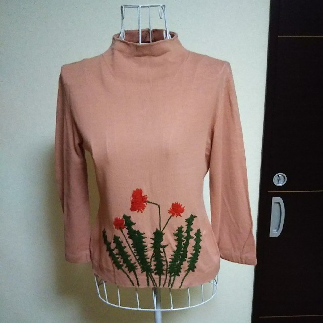 Sybilla(シビラ)のシビラ 長袖セーター サイズM 刺繍  レディースのトップス(ニット/セーター)の商品写真
