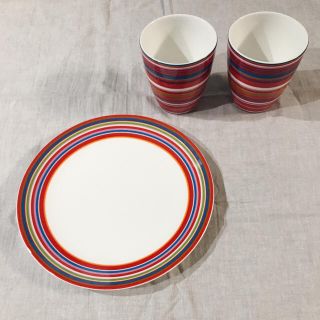 イッタラ(iittala)のiittala イッタラ オリゴ レッド コップとお皿のセット◆北欧(食器)