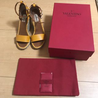 ヴァレンティノ(VALENTINO)のLuCia様専用ヴァレンティノ*サンダル(サンダル)