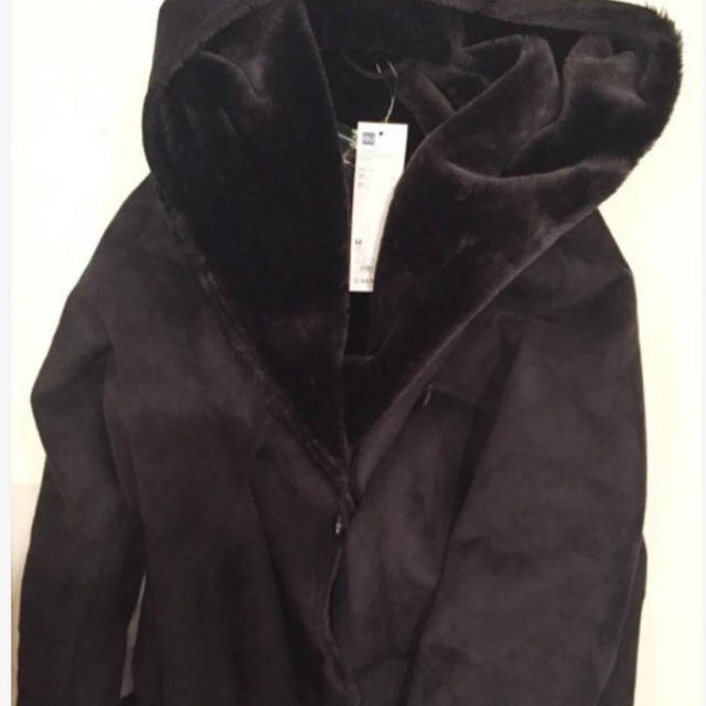 GU(ジーユー)のGU ムートンコート 黒 レディースのジャケット/アウター(ムートンコート)の商品写真