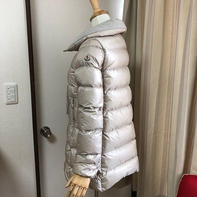 MaRiさま専用 国内正規品 MONCLER TORCYN 01 ベージュ MaRiさま専用 国内正規品 MONCLER TORCYN 01 ベージュ