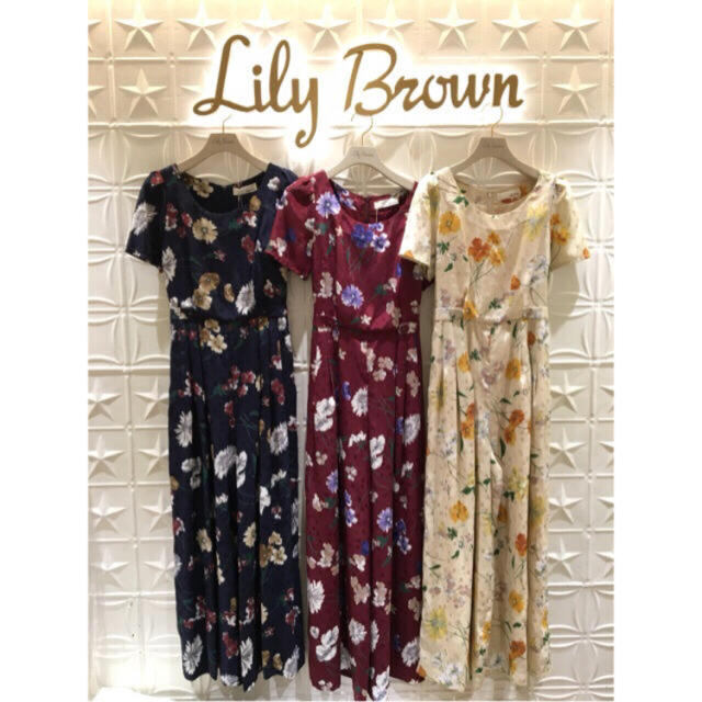 Lily Brown(リリーブラウン)の中花柄ワイドオールインワン♡ レディースのパンツ(オールインワン)の商品写真