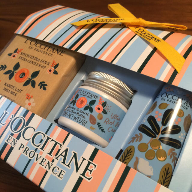 L'OCCITANE(ロクシタン)のL’OCCITANE ロクシタン パレットシア ミニコンプリート コスメ/美容のボディケア(ハンドクリーム)の商品写真