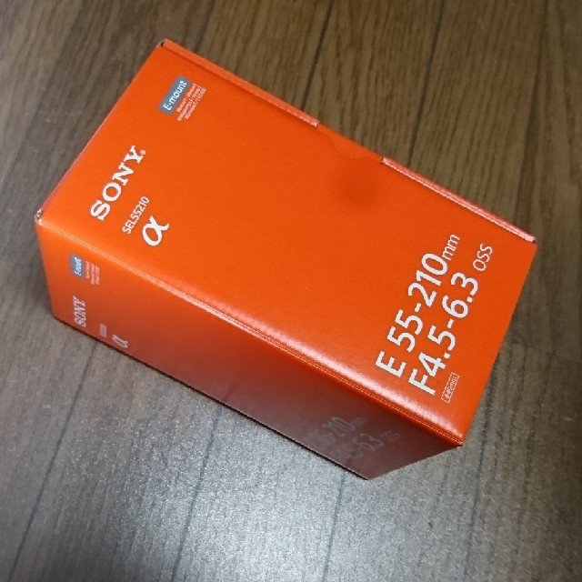 新品 SONY レンズ SEL55210 レンズ(ズーム)