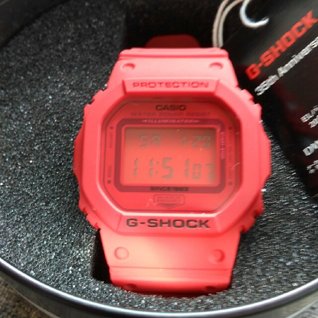 G-SHOCK(ジーショック)のG-SHOCK 　レッドアウト　 CASIO　新品未使用 メンズの時計(腕時計(デジタル))の商品写真