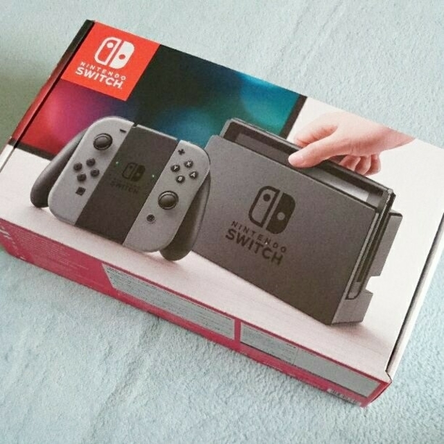 Nintendo Switch(ニンテンドースイッチ)の新品☆ニンテンドーswitch（グレー） エンタメ/ホビーのゲームソフト/ゲーム機本体(家庭用ゲーム機本体)の商品写真