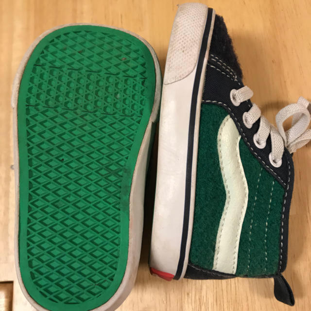 VANS(ヴァンズ)の VANSハイカットスニーカー グリーン&ネイビー13.5 キッズ/ベビー/マタニティのベビー靴/シューズ(~14cm)(スニーカー)の商品写真