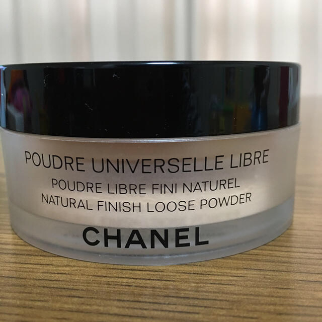 CHANEL(シャネル)のCHANEL シャネル プードゥル ユニヴェルセル リーブル コスメ/美容のベースメイク/化粧品(フェイスパウダー)の商品写真