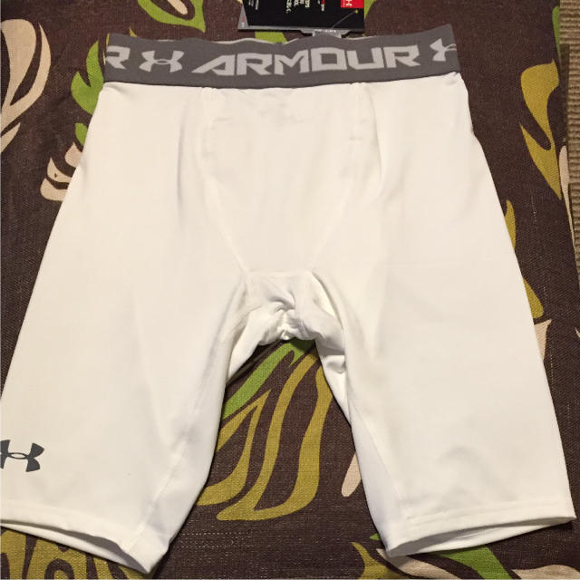 UNDER ARMOUR(アンダーアーマー)のアンダーアーマー★スパッツ★sizeLG メンズのレッグウェア(レギンス/スパッツ)の商品写真