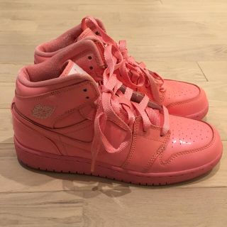 ナイキ(NIKE)の【希少ピンク】NIKE GIRLS AIR JORDAN1 GS(スニーカー)