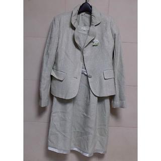 INNOCENT RAIN　銀ラメ生地　ワンピースと上着のセット13号　ウィット(スーツ)