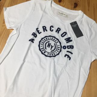 アバクロンビーアンドフィッチ(Abercrombie&Fitch)の【新品タグ付き】アバクロ ロゴTシャツ M(Tシャツ(半袖/袖なし))