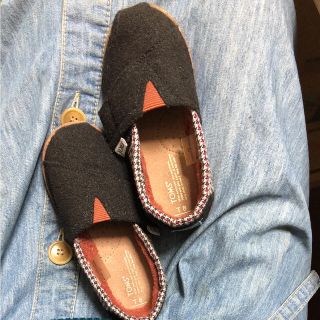 トムズ(TOMS)のTOMS 8T（15cm）(スリッポン)