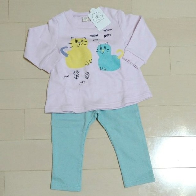 F.O.KIDS(エフオーキッズ)の☆専用☆【apres les cours】新品 長袖 パジャマ ねこ サイズ80 キッズ/ベビー/マタニティのベビー服(~85cm)(パジャマ)の商品写真