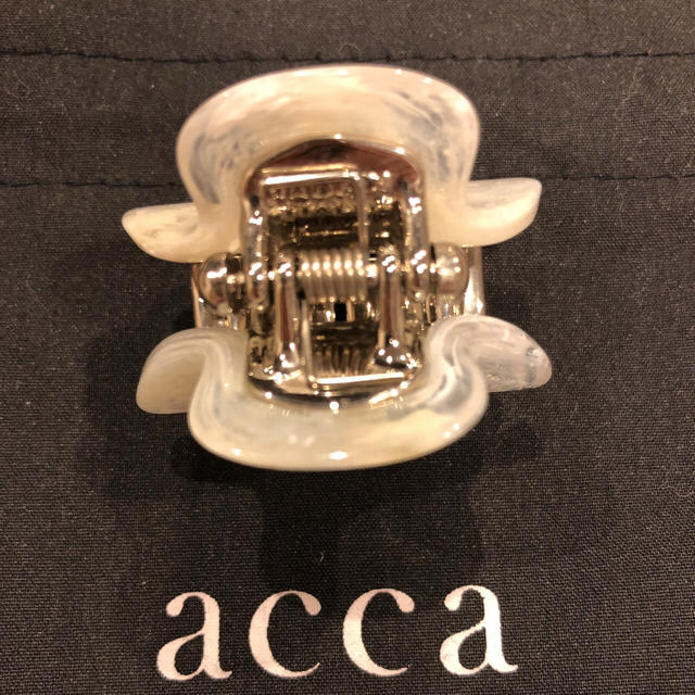 【セール 登場から人気沸騰】 ひなひな様専用です - acca acca 小サイズ クリップ バレッタ/ヘアクリップ - covid19