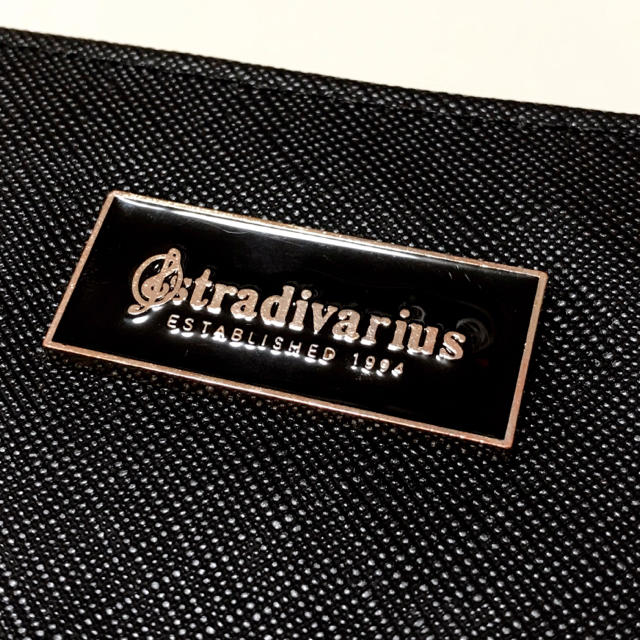 ZARA(ザラ)のスペイン購入 Stradivarius 黒 折りたたみ財布 メンズのファッション小物(折り財布)の商品写真