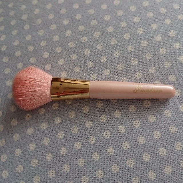 GUERLAIN(ゲラン)のゲランフェイスブラシ コスメ/美容のコスメ/美容 その他(その他)の商品写真