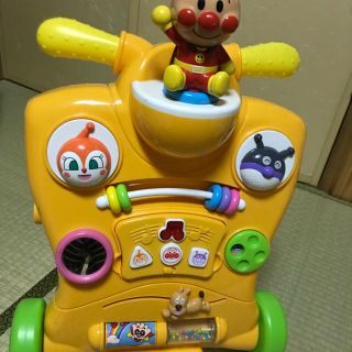 アンパンマン へんしん ウォーカー(手押し車/カタカタ)