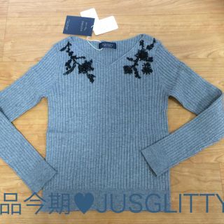 ジャスグリッティー(JUSGLITTY)の新品 未使用 今期 JUSGLITTY 配色ビーズ刺繍 プルオーバー  グレー(ニット/セーター)