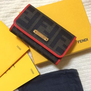 フェンディ(FENDI)のきてぃにゃん様専用❣️御成約済み❣️(キーケース)