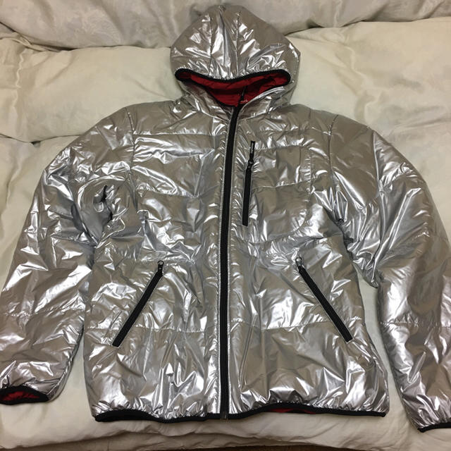 Supreme(シュプリーム)のsupreme Reversible Puffy Jacket 新品 Lサイズ メンズのジャケット/アウター(ダウンジャケット)の商品写真