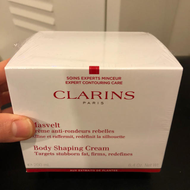 CLARINS(クラランス)の本日お値下げ☆クラランス☆クレーム マスヴェルト200ml☆新品未使用 コスメ/美容のボディケア(ボディクリーム)の商品写真