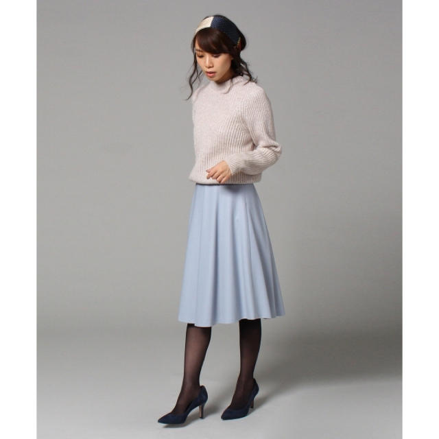 UNTITLED(アンタイトル)の今季 新品未使用タグ付き アシメ圧縮ウールスカート レディースのスカート(ひざ丈スカート)の商品写真