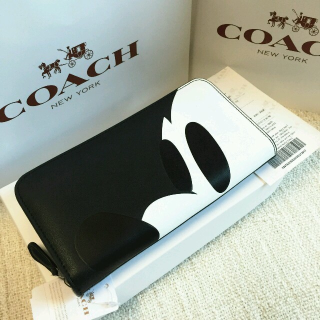 COACH(コーチ)のCOACH長財布 コーチ正規品 F54000 ミッキー ディズニー側新品未使用 レディースのファッション小物(財布)の商品写真