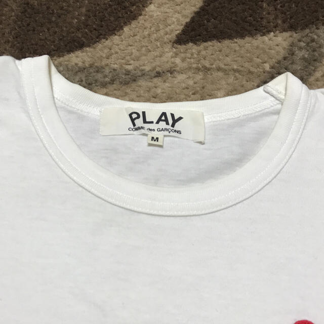 COMME des GARCONS(コムデギャルソン)のコム・デ・ギャルソン PLAY レディースTシャツ レディースのトップス(Tシャツ(半袖/袖なし))の商品写真