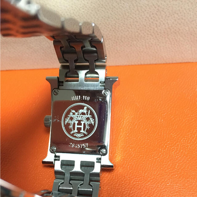 Hermes by piyopiyo's shop｜エルメスならラクマ - エルメス腕時計！
腕時計
正規品！
美品です(^^)週末限定価格の通販 特価セール