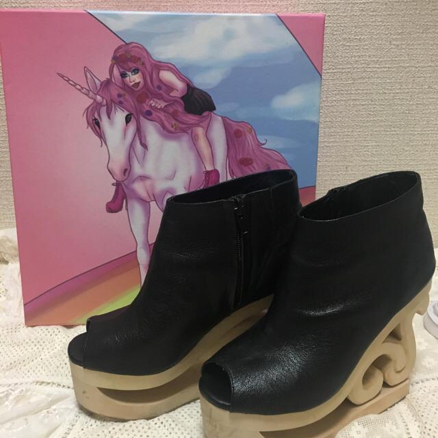 JEFFREY CAMPBELL(ジェフリーキャンベル)のジェフリーキャンベル Jeffrey Campbell スケートシューズ レディースの靴/シューズ(ブーツ)の商品写真