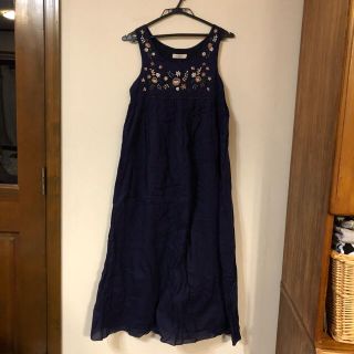 ダブルクローゼット(w closet)の明日まで！W closet ワンピース サイズフリー 刺繍(ロングワンピース/マキシワンピース)