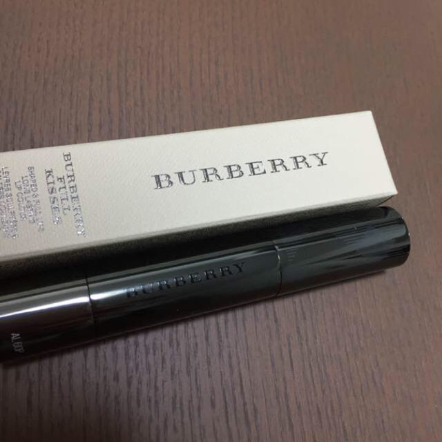 BURBERRY(バーバリー)のパクヒョンシク様専用 コスメ/美容のベースメイク/化粧品(口紅)の商品写真