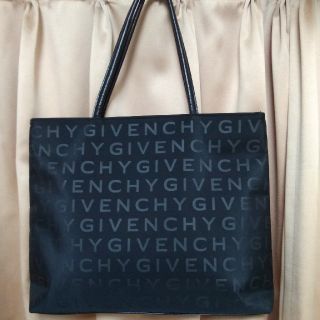 ジバンシィ(GIVENCHY)の美品　ジバンシー　トートバック(トートバッグ)