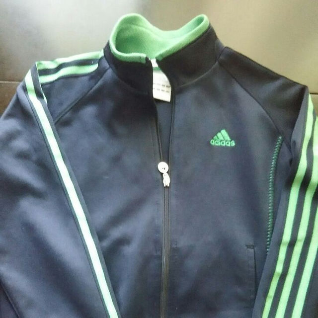 adidas(アディダス)のアディダス ジャージ  140 キッズ/ベビー/マタニティのキッズ服男の子用(90cm~)(ジャケット/上着)の商品写真