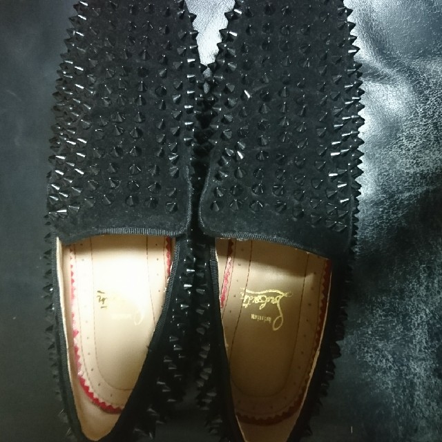 Christian Louboutin(クリスチャンルブタン)のChristian Louboutin スタッズシューズ 財布と同時購入で値引き メンズの靴/シューズ(スリッポン/モカシン)の商品写真