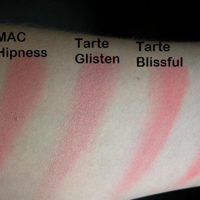 Sephora(セフォラ)の日本未入荷 tarte チークブラッシュ｢blissful｣美品 コスメ/美容のベースメイク/化粧品(チーク)の商品写真