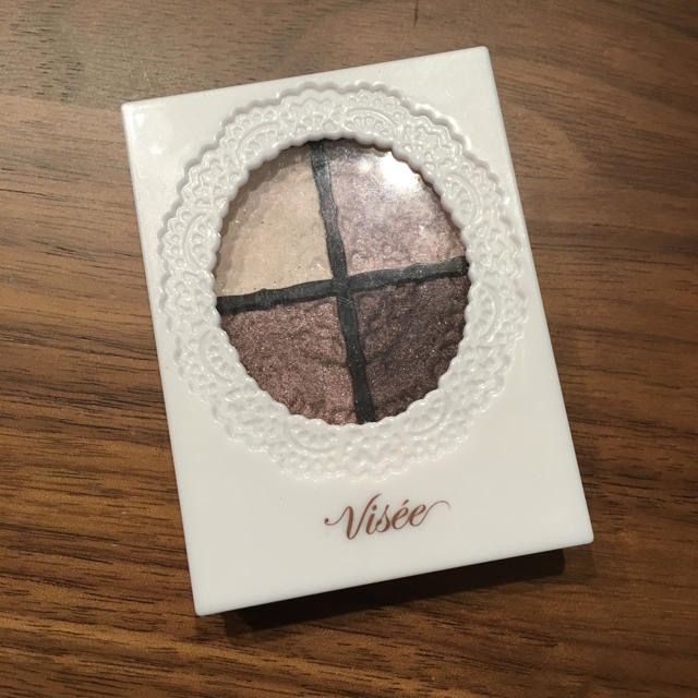 VISEE(ヴィセ)のVisee グロッシーリッチアイズ コスメ/美容のベースメイク/化粧品(アイシャドウ)の商品写真