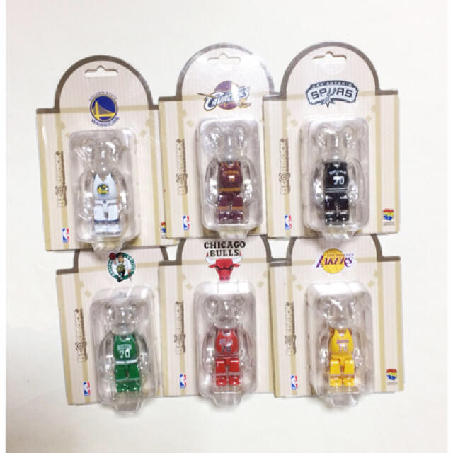 MEDICOM TOY - 香港限定 70周年記念 NBA 100%ベアブリック6種 MEDICOM TOY - 香港限定 70周年記念 NBA 100%ベアブリック6種