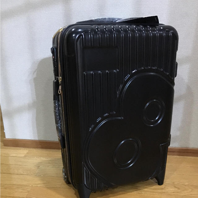 ムータ キャリーケース muta スーツケース 黒 | フリマアプリ ラクマ