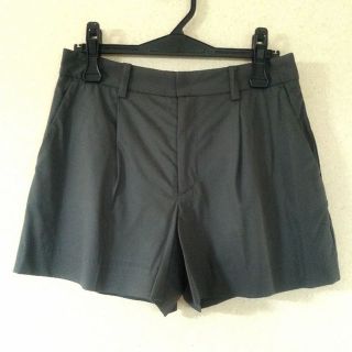 スピックアンドスパン(Spick & Span)の【新品】Spick and Span グレーショートパンツ タグ付き(ショートパンツ)